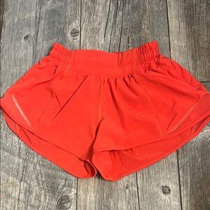 Crimson red lululemon hottie hots